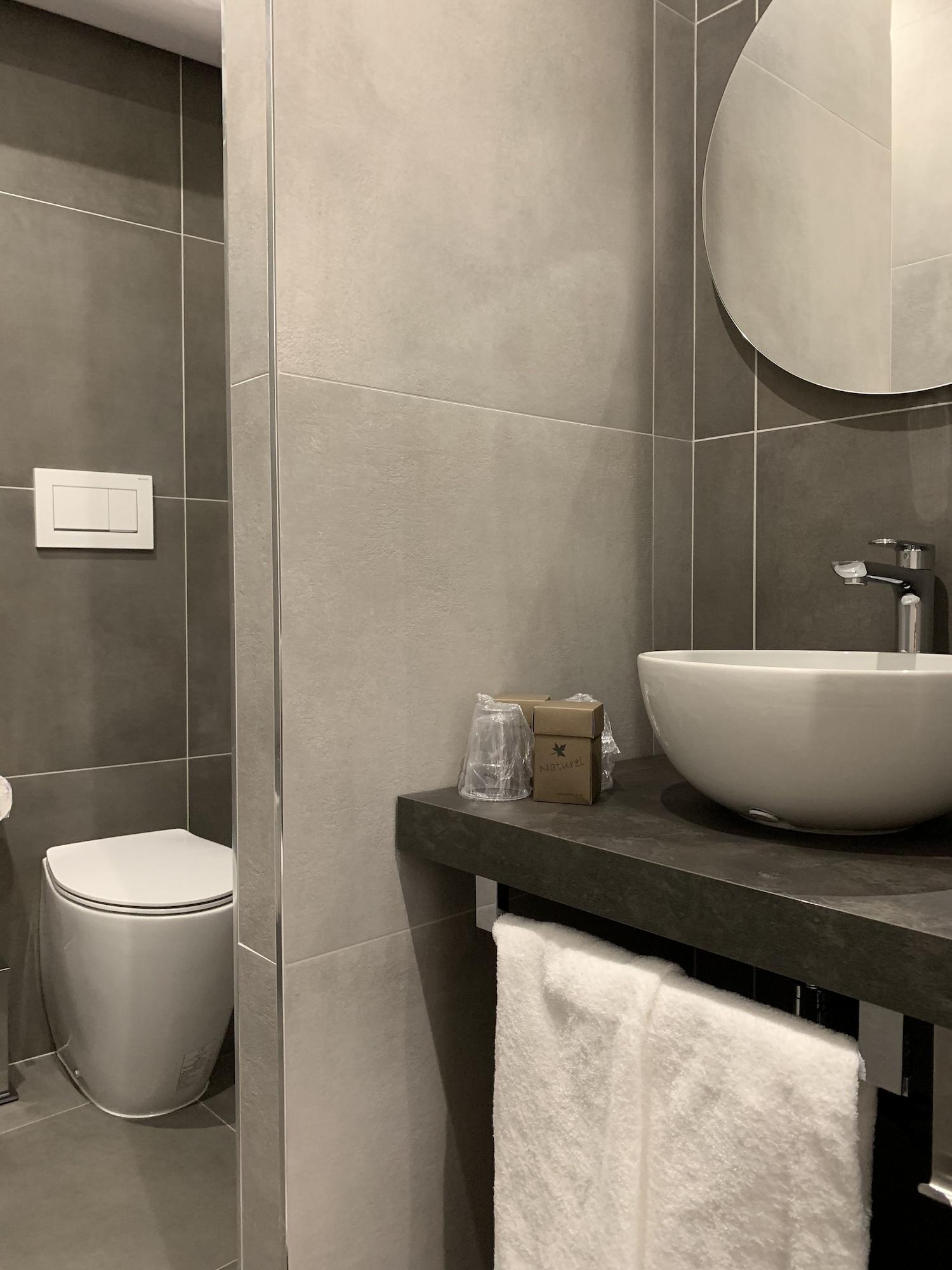 Aparthotel Bossi Milan Bagian luar foto