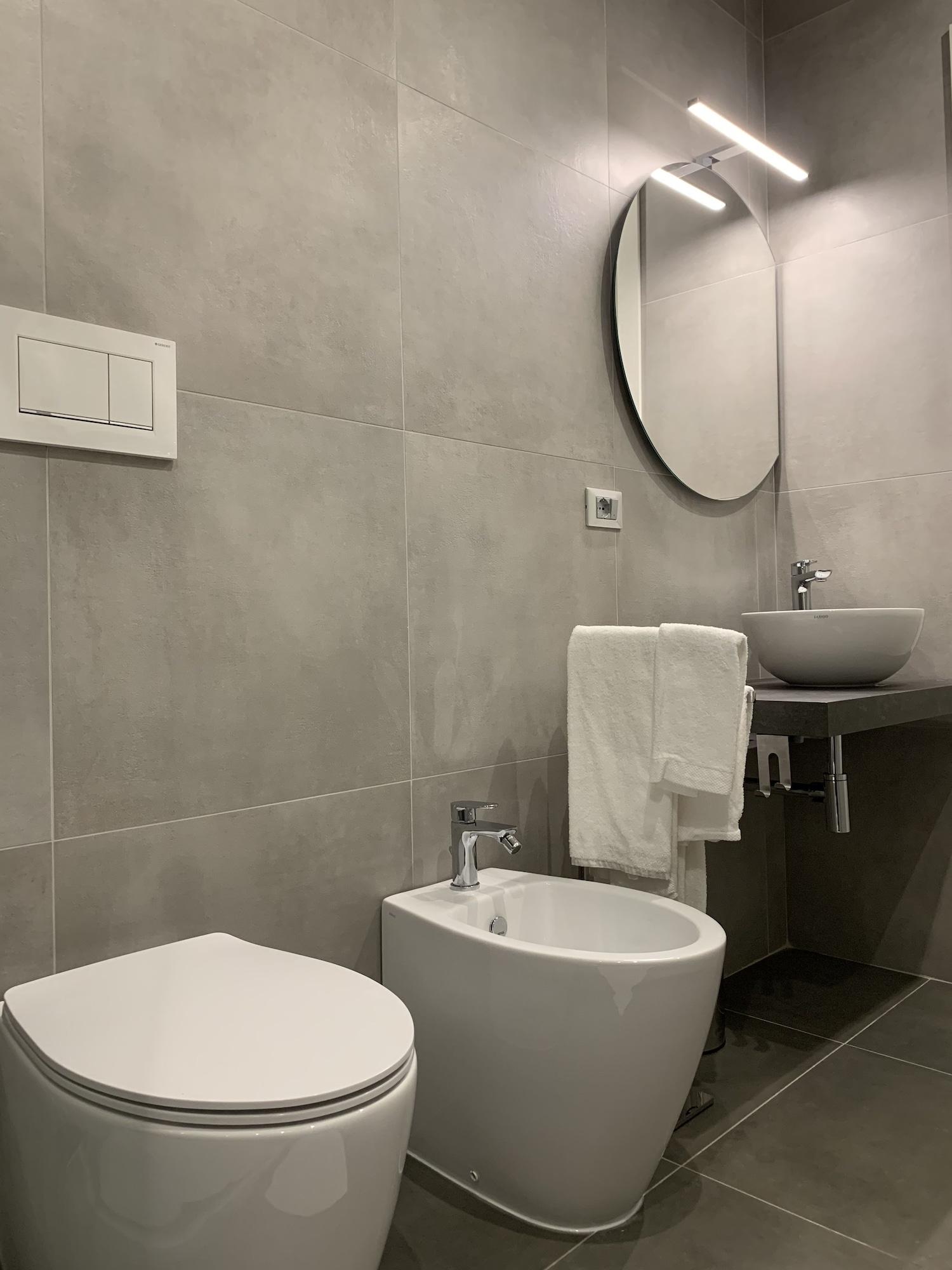Aparthotel Bossi Milan Bagian luar foto