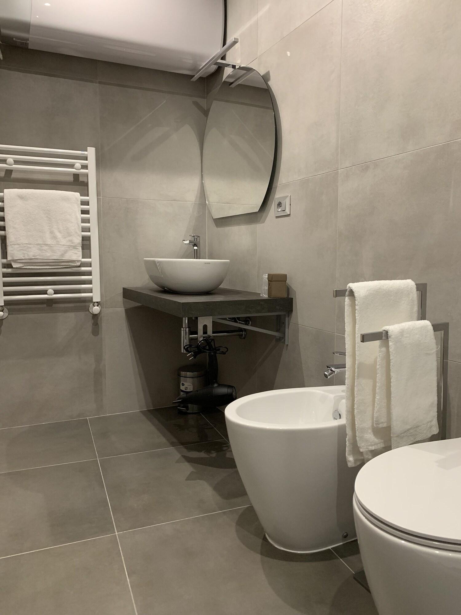 Aparthotel Bossi Milan Bagian luar foto