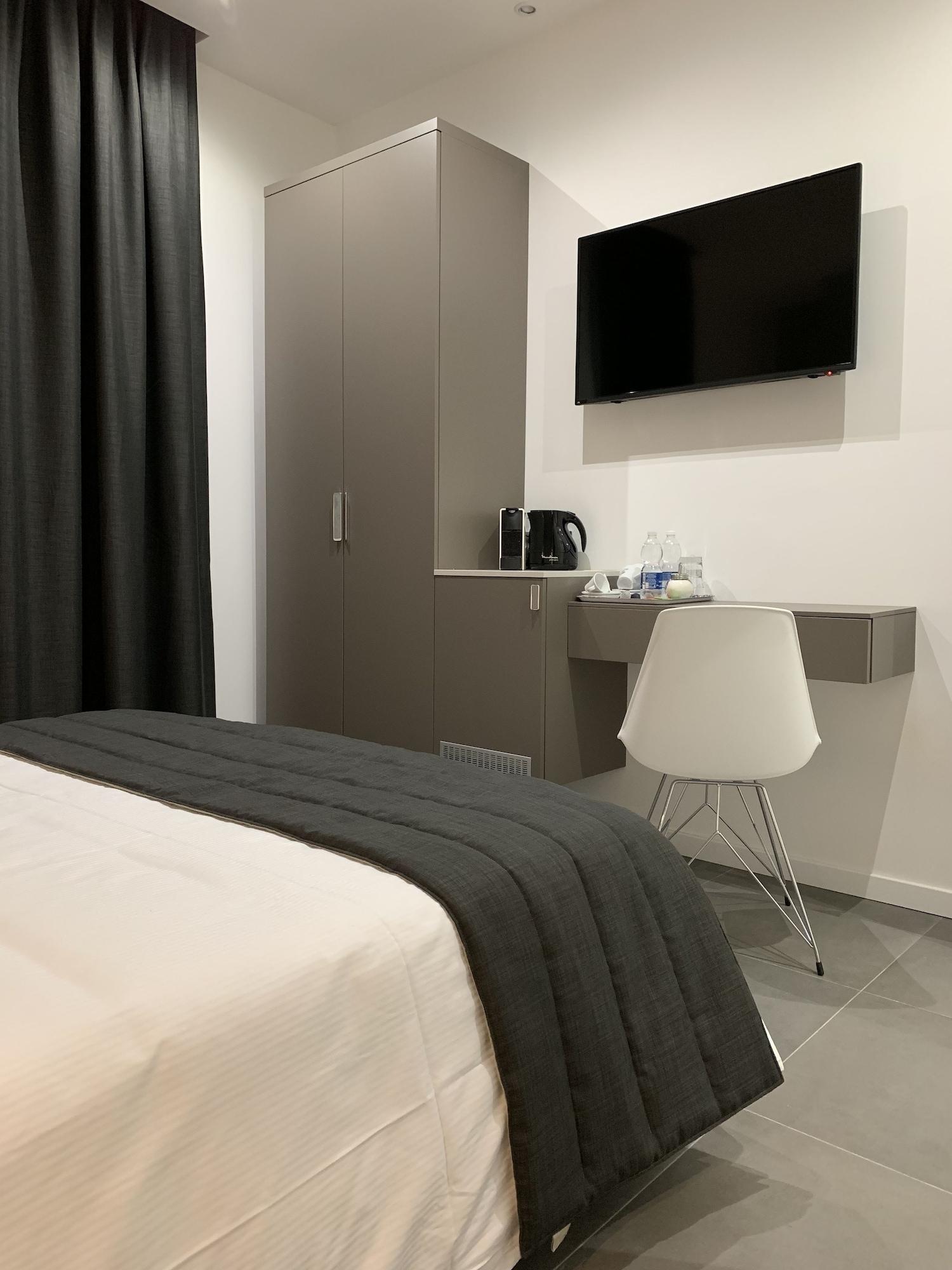 Aparthotel Bossi Milan Bagian luar foto