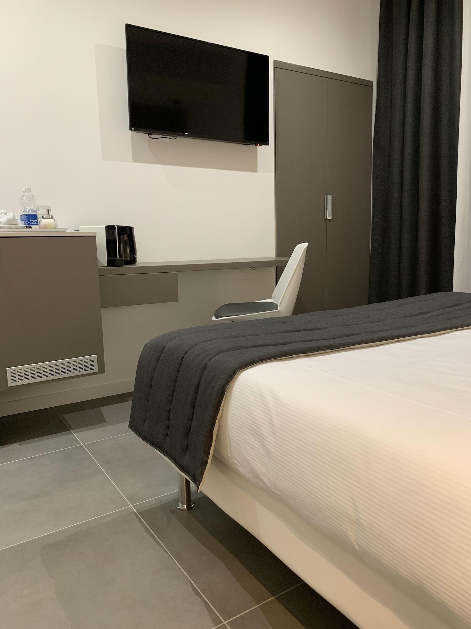 Aparthotel Bossi Milan Bagian luar foto