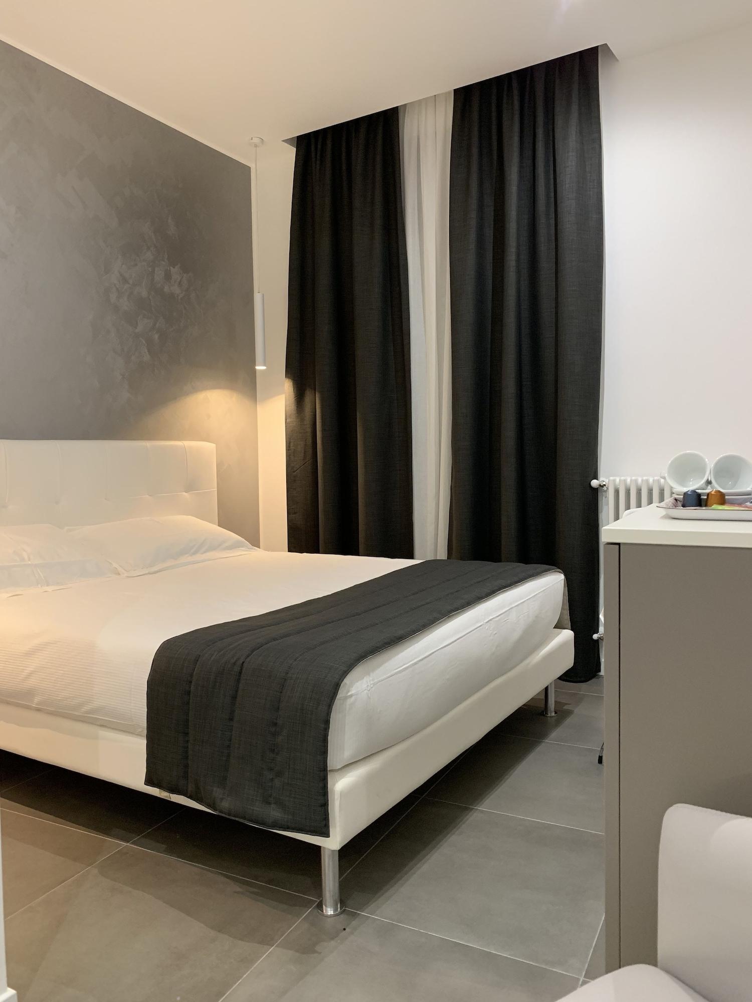 Aparthotel Bossi Milan Bagian luar foto