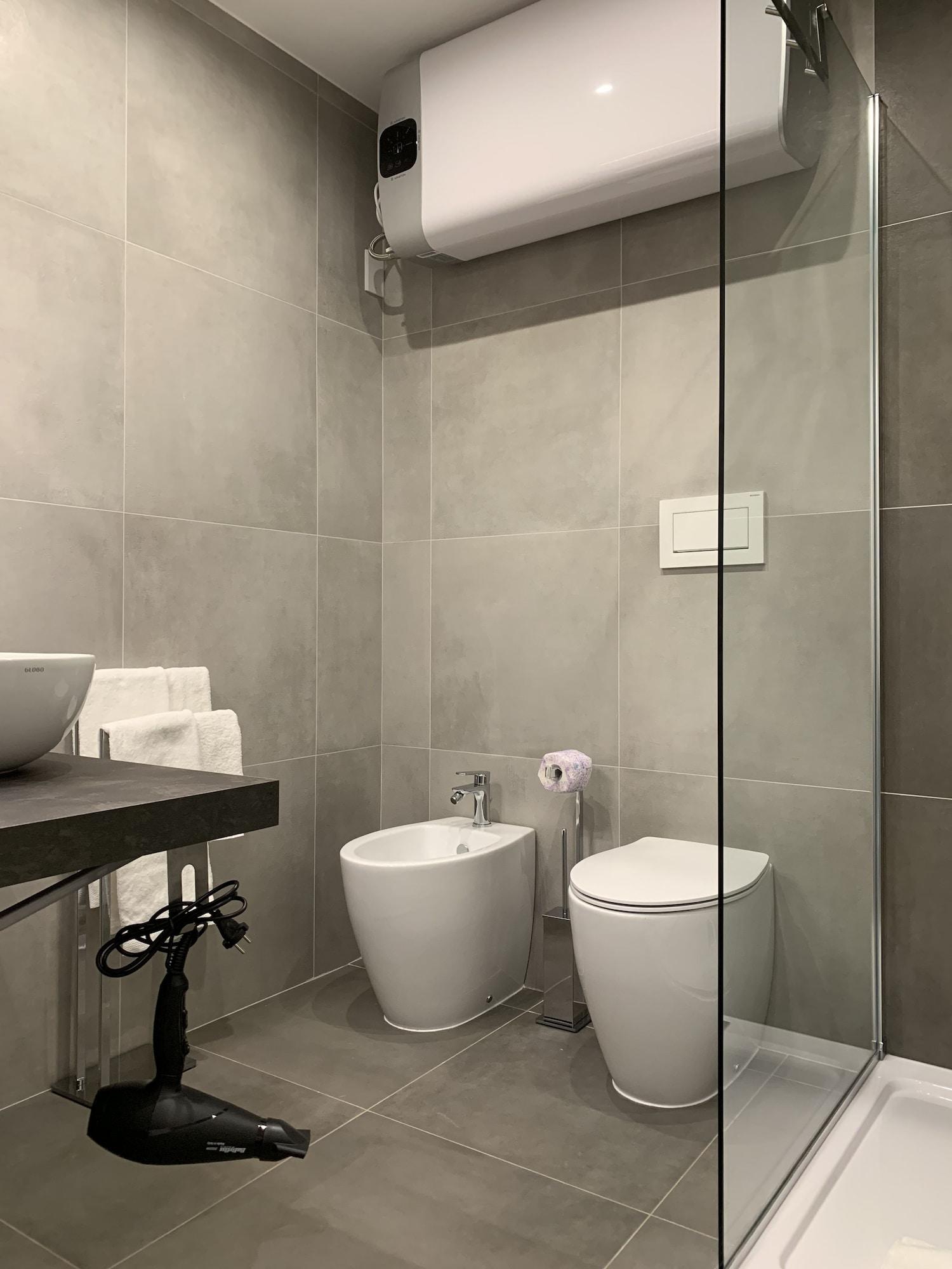 Aparthotel Bossi Milan Bagian luar foto